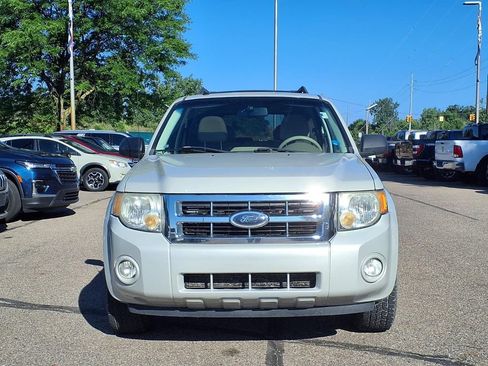 Used 2008 Ford Escape XLT FWD image 2