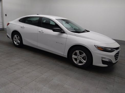 Used 2023 Chevrolet Malibu LS FWD image 11