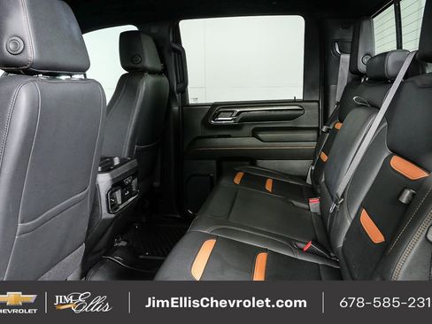 Used 2024 GMC Sierra 2500 AT4 w/ Technology Package image 17