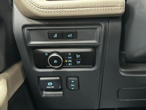 Used 2023 Ford Expedition Max Limited image 71