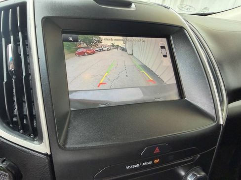 Used 2015 Ford Edge SEL w/ Equipment Group 201A FWD image 28