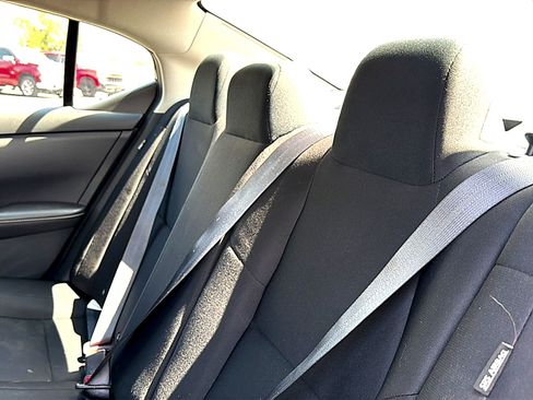 Used 2024 Nissan Sentra S FWD image 19