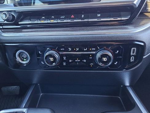 Used 2024 Chevrolet Silverado 1500 LT image 33