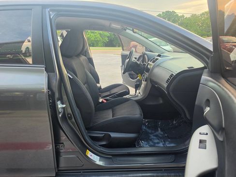 Used 2012 Toyota Corolla S image 25