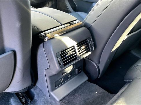 Used 2024 Land Rover Range Rover Velar S image 34