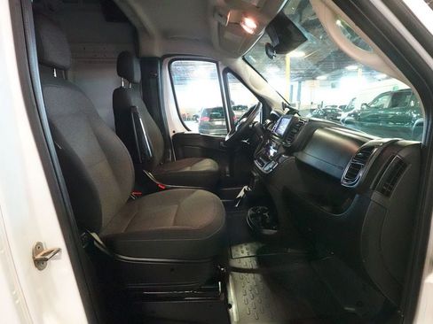 Used 2023 RAM ProMaster 2500 FWD image 25