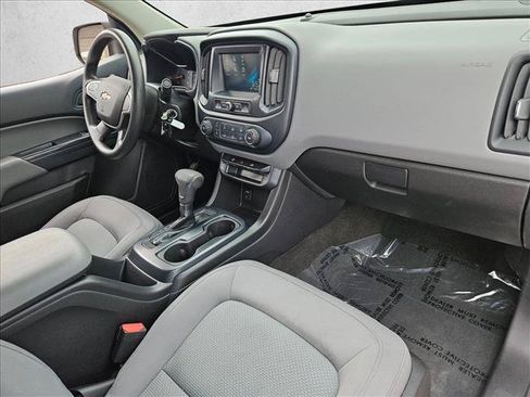Used 2018 Chevrolet Colorado W/T w/ WT Convenience Package RWD image 22