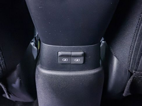 Used 2024 Nissan Kicks S image 15