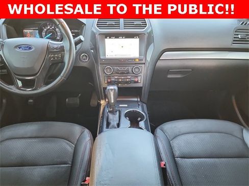 Used 2018 Ford Explorer XLT w/ Equipment Group 202A image 23