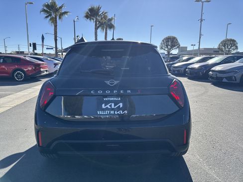 Used 2025 MINI Cooper S image 6