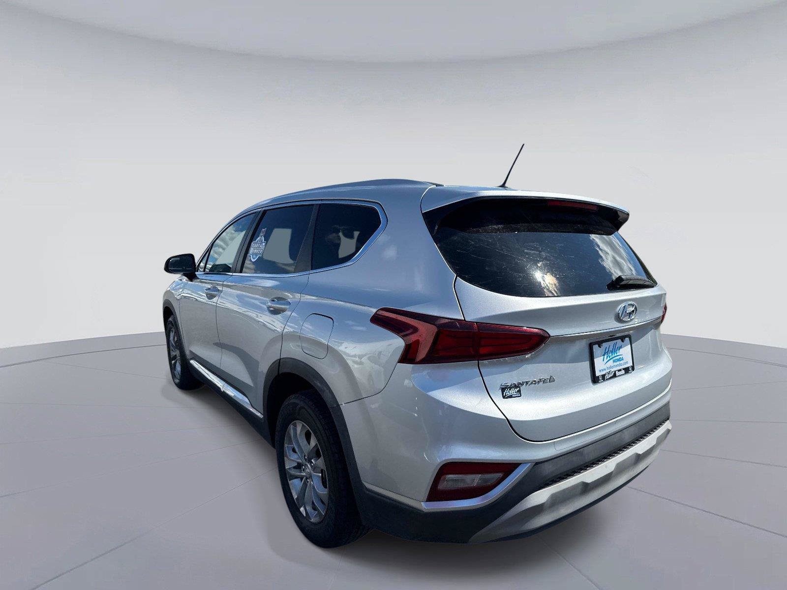 Used 2019 Hyundai Santa Fe SE FWD image 6