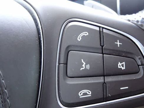 Used 2019 Mercedes-Benz GLS 450 4MATIC image 27