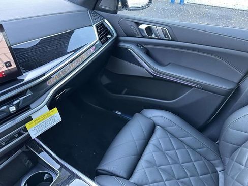 New 2026 BMW X7 xDrive40i image 18