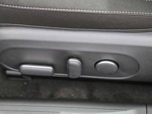 New 2025 Hyundai Ioniq 6 SE image 22