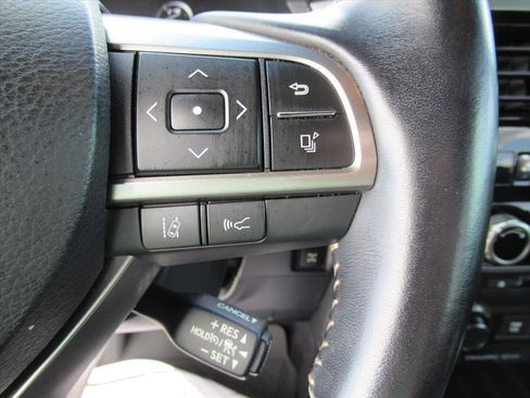 Used 2022 Lexus GX 460 Premium w/ Premium Package image 24