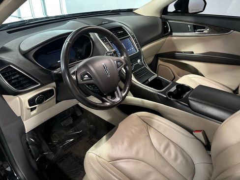 Used 2017 Lincoln MKX Reserve image 9