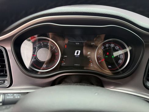 Used 2022 Dodge Challenger R/T Scat Pack RWD image 19