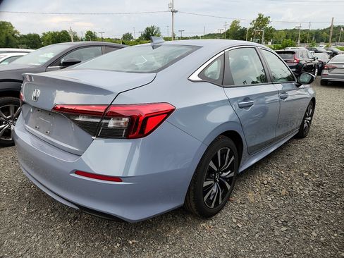 Used 2024 Honda Civic EX image 3