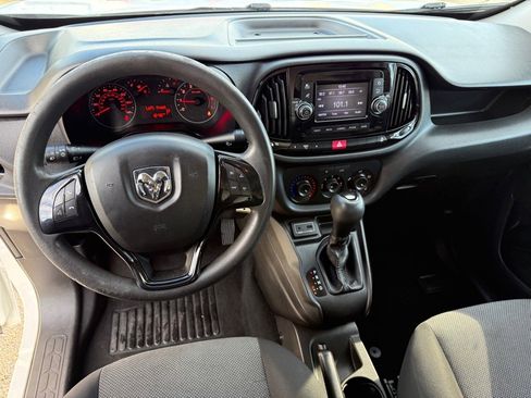 Used 2018 RAM ProMaster City Tradesman image 21