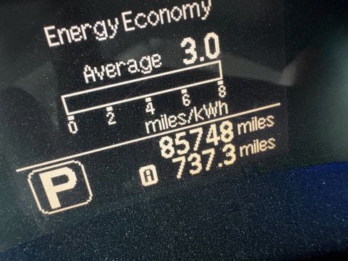 Used 2011 Nissan Leaf SL image 31