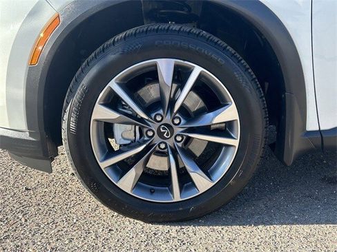 Certified 2023 INFINITI QX60 Luxe w/ Performance Audio Package image 10