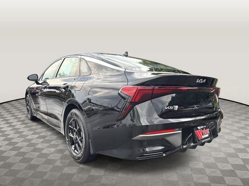 New 2026 Kia K5 LXS FWD image 4