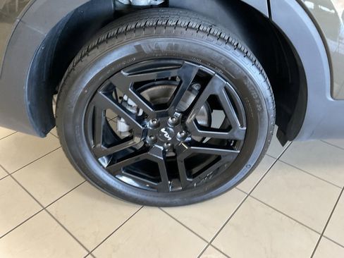 Used 2024 Kia Telluride SX X-Line image 8