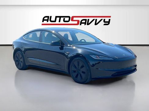 Used 2025 Tesla Model 3 Long Range RWD image 1
