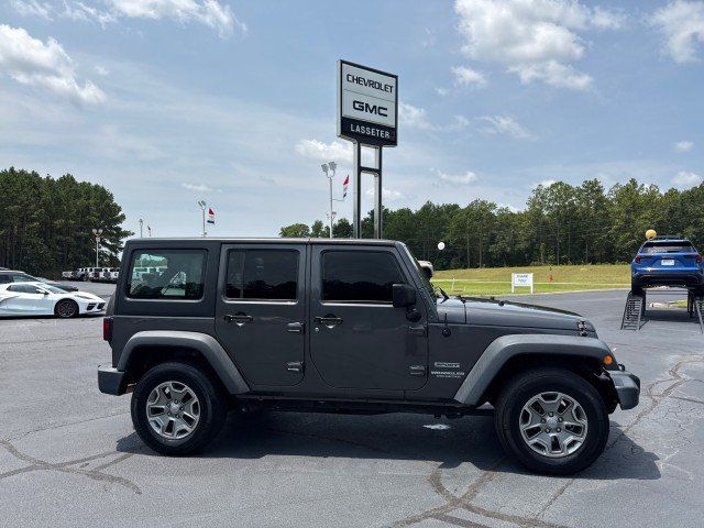 Used 2017 Jeep Wrangler Unlimited Sport w/ Max Tow Package AWD/4WD image 2