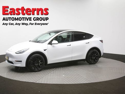 Used 2021 Tesla Model Y Long Range AWD/4WD image 52
