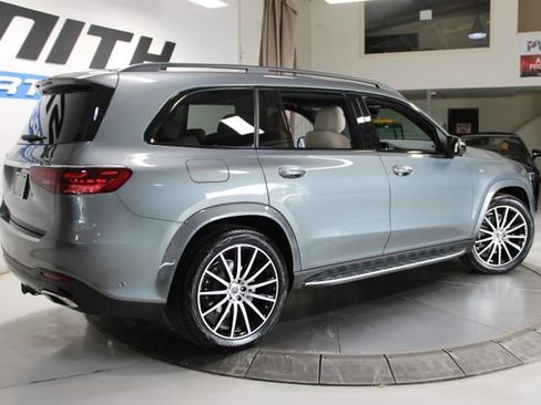 Used 2026 Mercedes-Benz GLS 580 4MATIC image 6