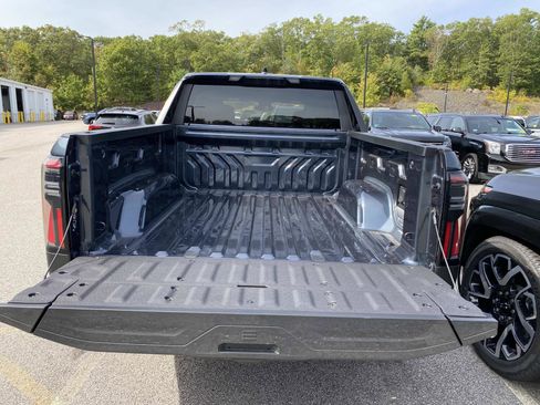 New 2026 GMC Sierra EV Elevation image 6