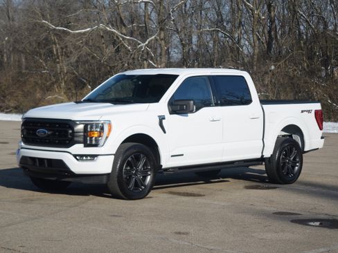 Used 2023 Ford F150 XLT w/ Equipment Group 302A High image 21