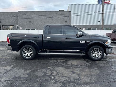 Used 2017 RAM 1500 Limited image 2