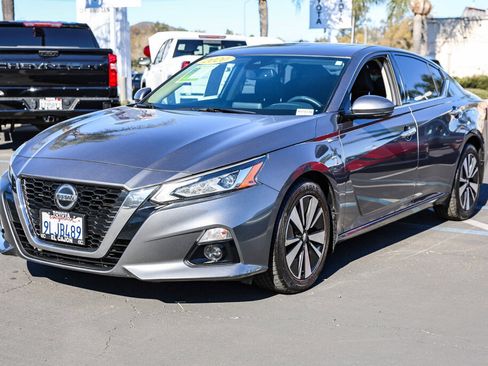 Used 2020 Nissan Altima 2.5 SV image 20
