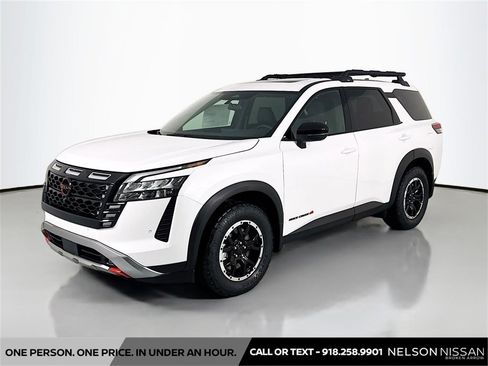 New 2026 Nissan Pathfinder SV image 1