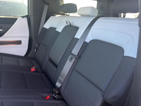 Used 2025 GMC Hummer EV 3X image 25