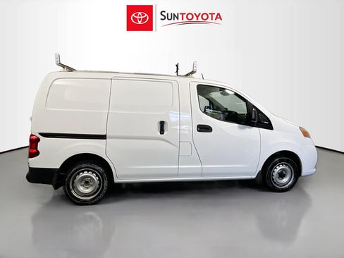 Used 2020 Nissan NV200 S FWD image 2