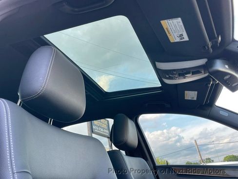 Used 2014 Mercedes-Benz E 350 Sedan image 20