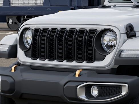 New 2026 Jeep Gladiator Sport AWD/4WD image 11