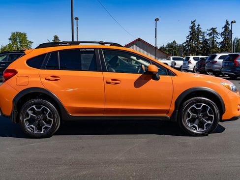 Used 2014 Subaru Crosstrek 2.0i Limited w/ Popular Package #2 AWD/4WD image 9