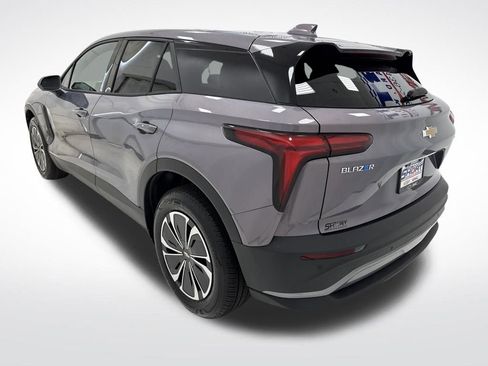 New 2026 Chevrolet Blazer EV LT image 6