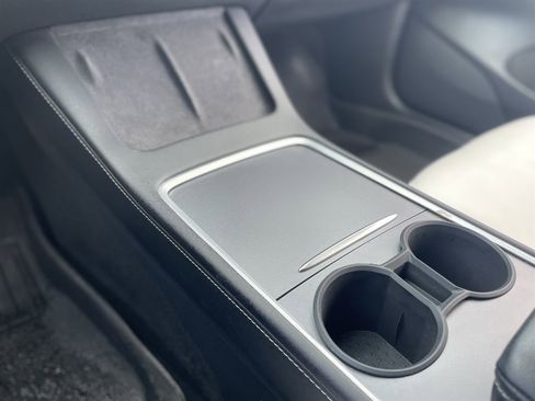 Used 2021 Tesla Model 3 Standard Range Plus image 34