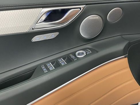 New 2025 Genesis GV80 3.5T Prestige image 12