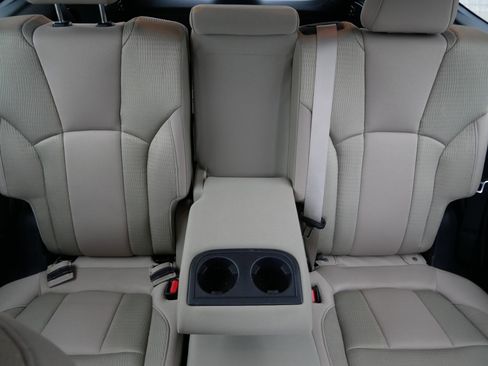 Certified 2023 Subaru Ascent Premium w/ Convenience Package image 13