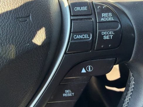 Used 2014 Acura ILX w/ Premium Package FWD image 16