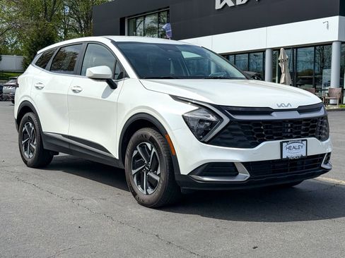Certified 2023 Kia Sportage LX AWD/4WD image 1