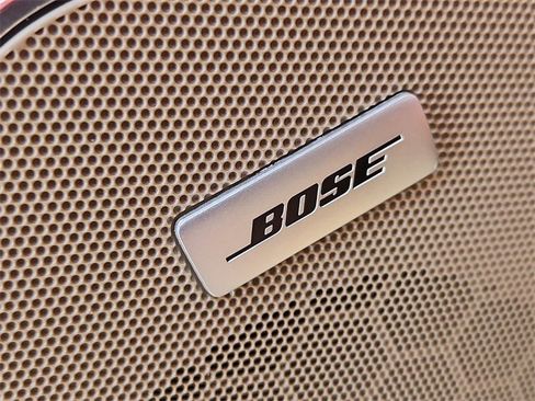 Used 2018 Cadillac Escalade Platinum image 25