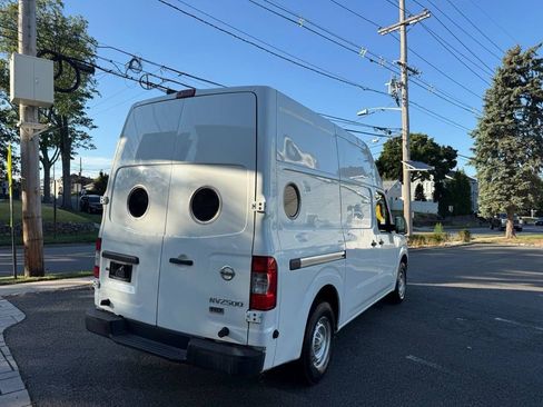 Used 2014 Nissan NV 2500 S image 8