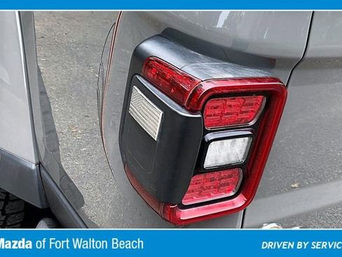Used 2020 Jeep Gladiator Overland w/ LED Lighting Group AWD/4WD image 20